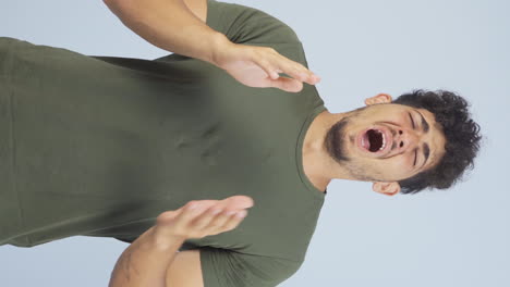 Vertical-video-of-The-sneezing-man.-Patient.